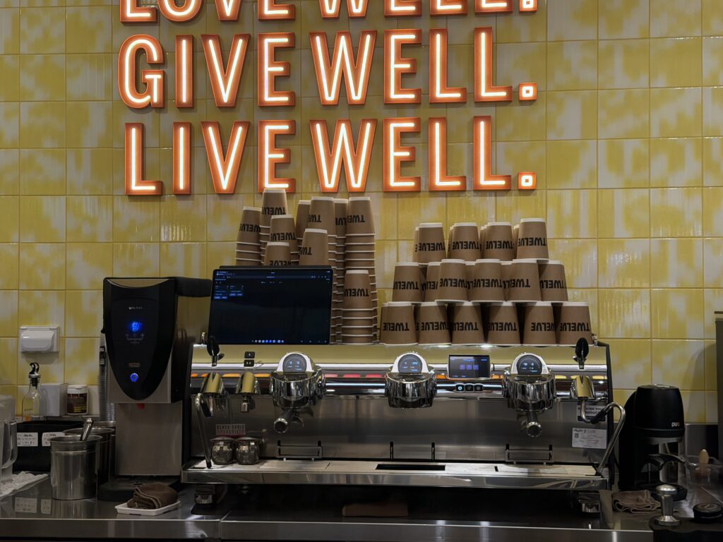 Healthy smoothies at TWELVE wellness wonder bar