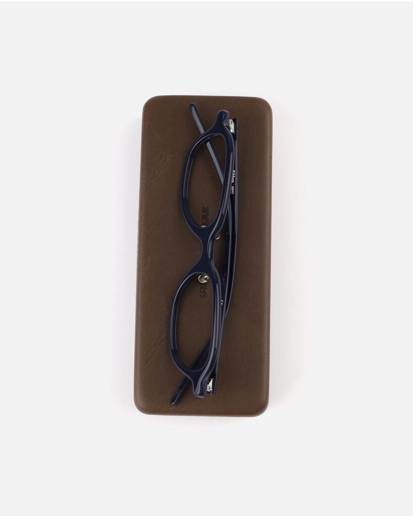 Ginger Eyewear Ribbon model in Navy color frame