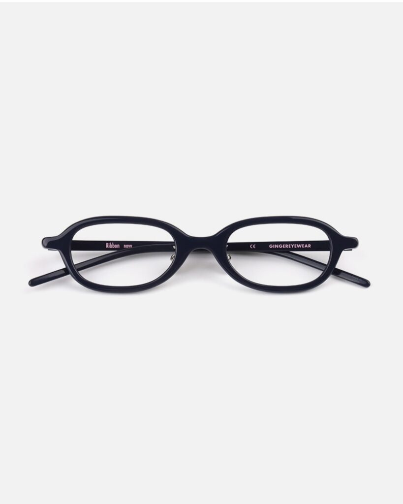 Ginger Eyewear Ribbon model in Navy color frame